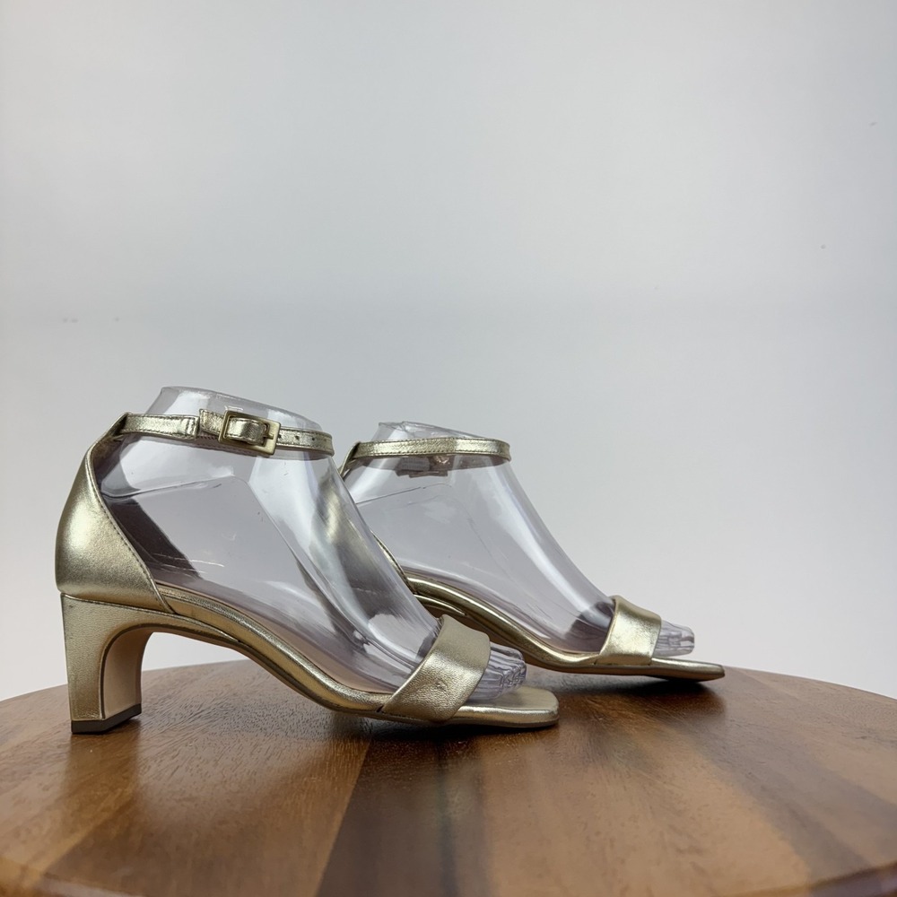 Womens Naturalizer 27 Edit Iriss Gold Metallic Ankle Strap Heeled Sandals Size 5